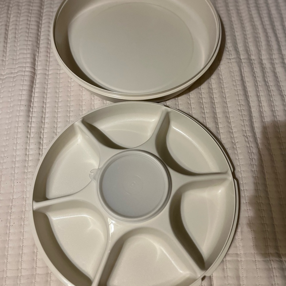 Tupperware Cream Divided Serving Platter - Picture 3 of 10